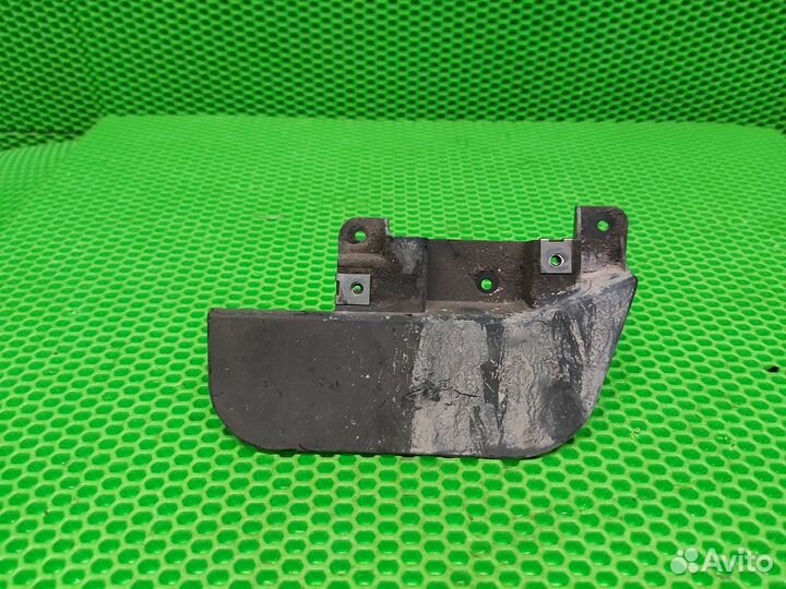 Брызговик задний правый Audi Q7 S Line 4LB cjga