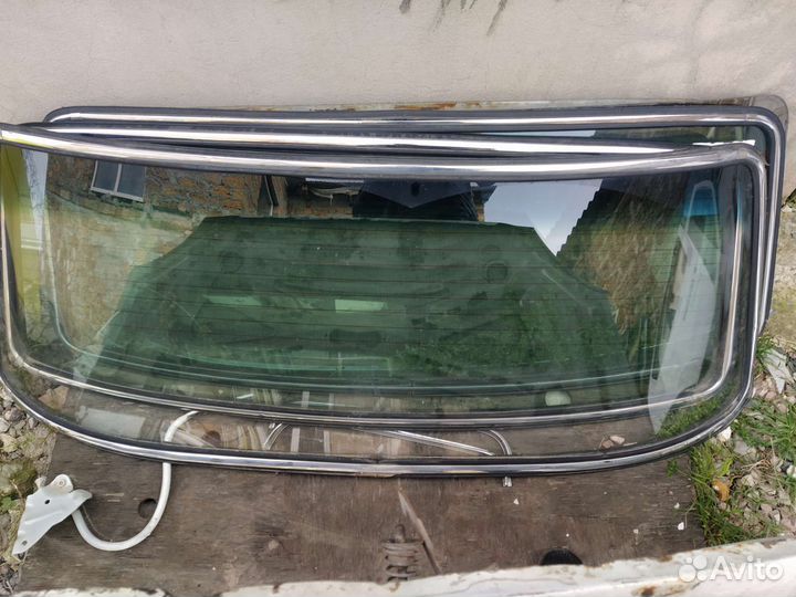 Лобовое стекло на волгу
