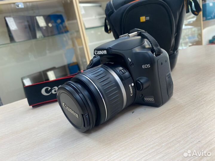 Фотоаппарат Canon EOS 1000D kit