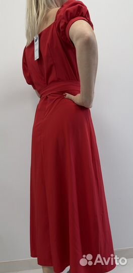 Платье нарядное 52