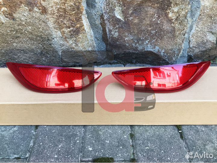 Отражатели в задний бампер Солярис 2011-2014