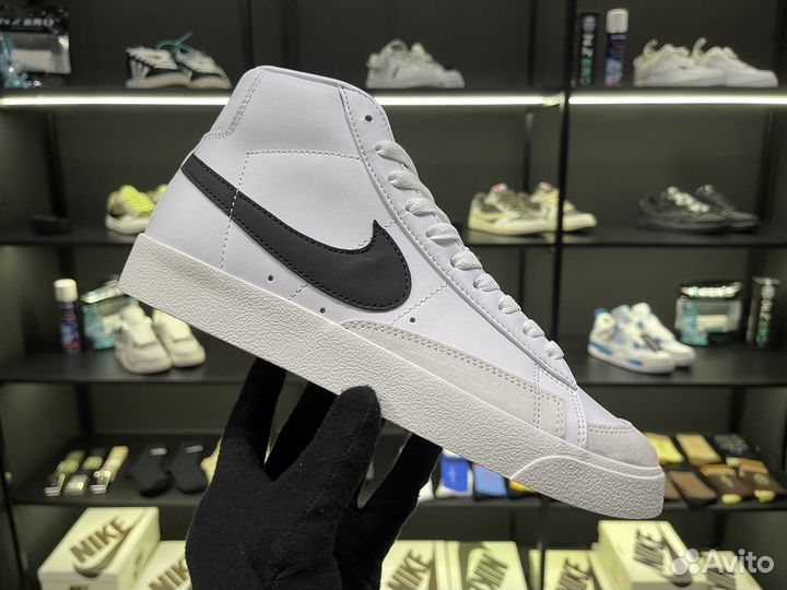 Кроссовки Nike Blazer Mid '77 Vintage White-Black