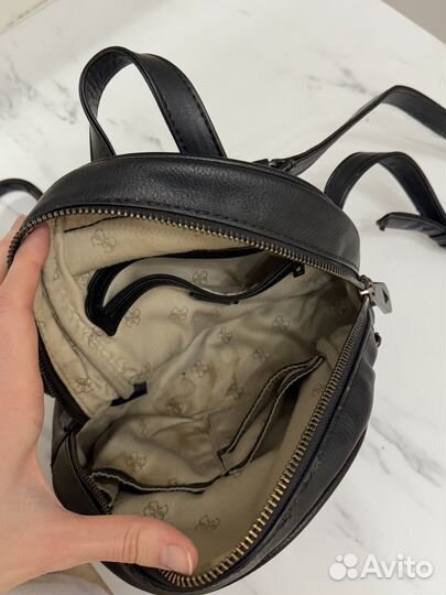 Рюкзак маленький женский нат кожа Guess