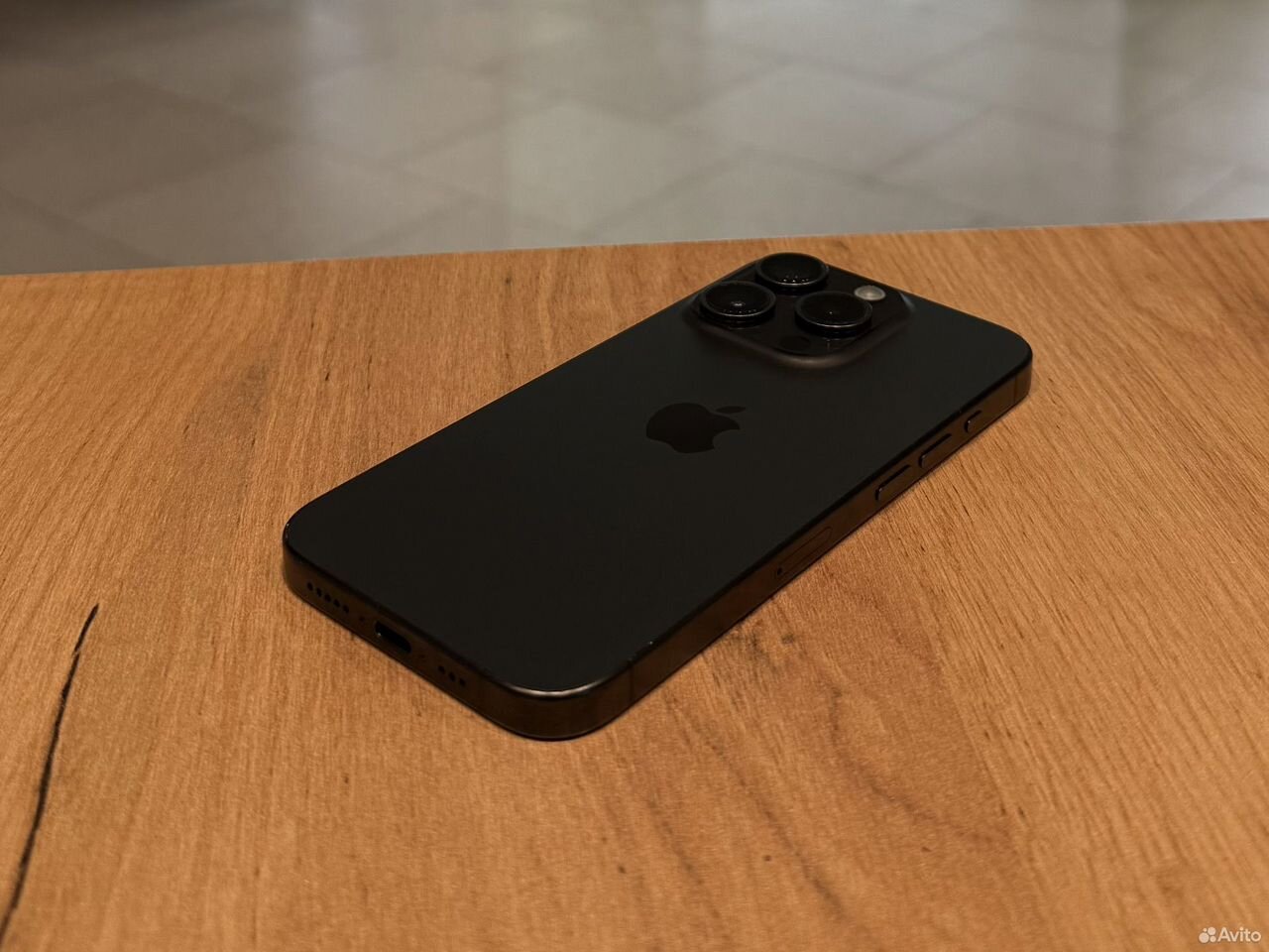 iPhone 15 Pro, 128 ГБ