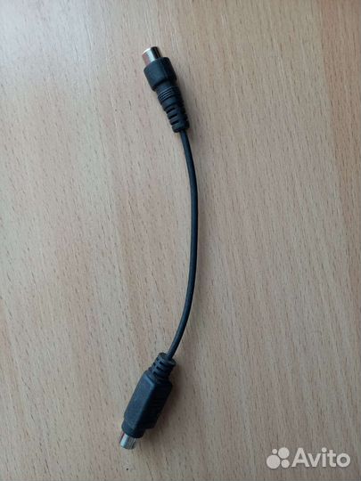 Кабель для компьютера s-video - rca (тюльпан)