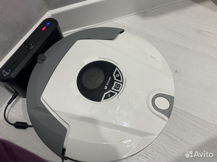 Робот пылесос Kitfort
