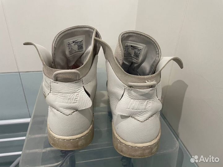 Nike Vandalised LX