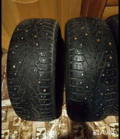 Nokian Tyres Hakkapeliitta 7 225/60 R17