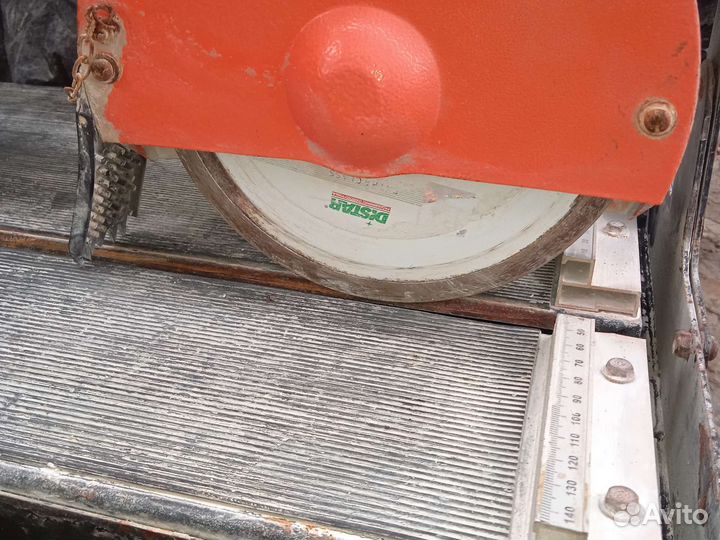 Плиткорез (мокрорез) электрический водяной