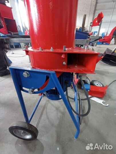 Измельчитель травы, ботвы, соломы тр-695