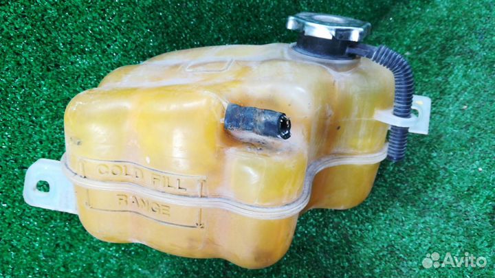 Расширительный бачок Dodge Journey