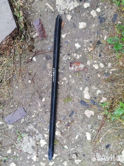 Уплотнитель бархотка Рено Логан 1