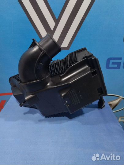 Корпус воздушного фильтра Renault logan 2