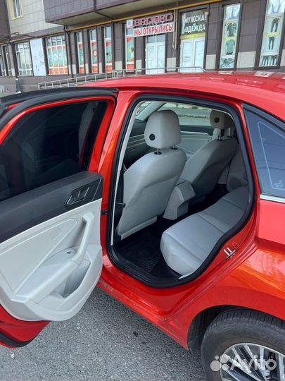 Volkswagen Jetta 1.4 AT, 2019, 130 000 км