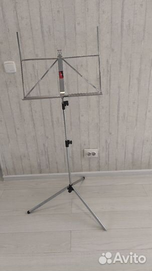 Держатель для нот. Пюпитр