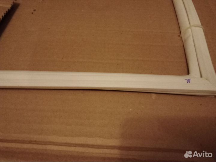 Уплотнитель на МК, холодильник Либхерр С40230