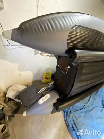 Лодка Gladiator E380