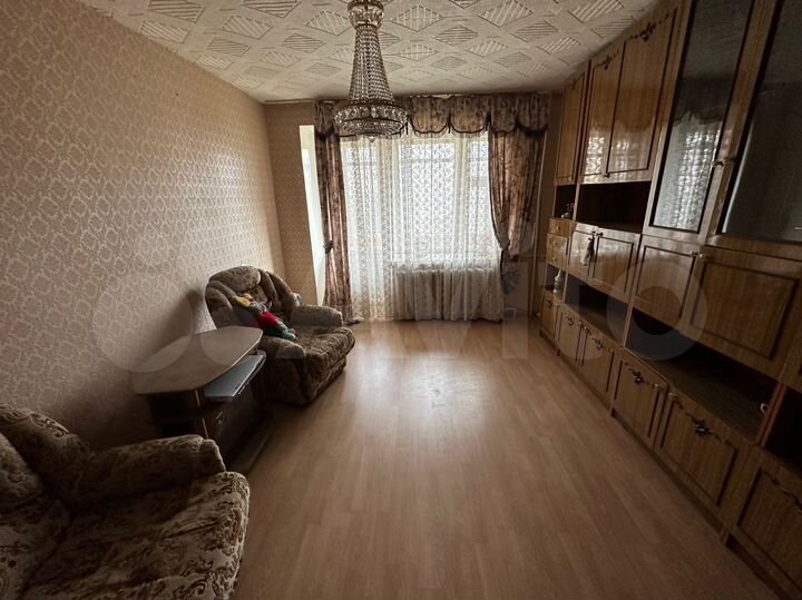 2-к. квартира, 50 м², 3/9 эт.