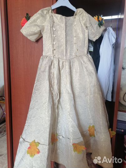 Нарядное платье