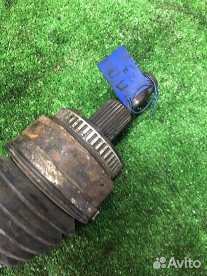 Привод передний правый Mercedes Benz Ml350