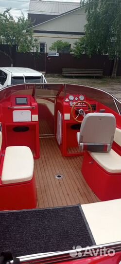 Моторная лодка Касатка 700 спорт