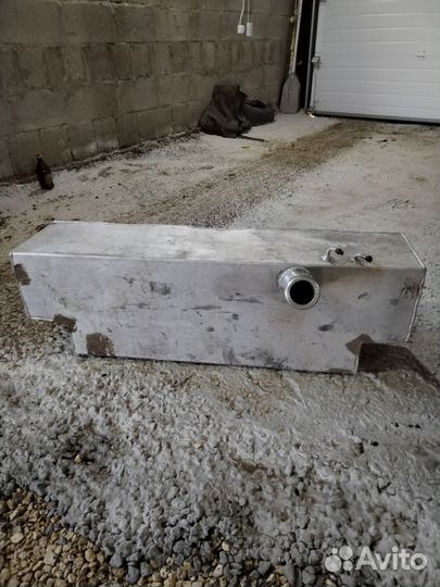 Продам топливные баки для плм