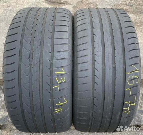 Goodyear EfficientGrip 255/40 R18