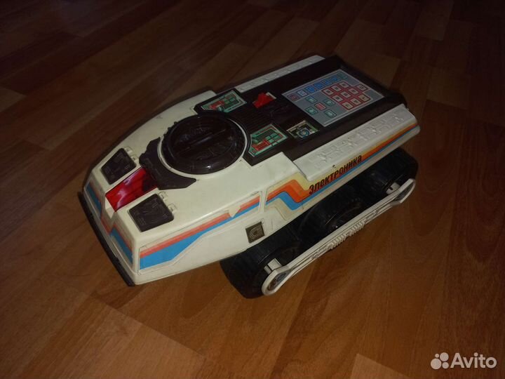 Электроная игрушка СССР луноход электроника