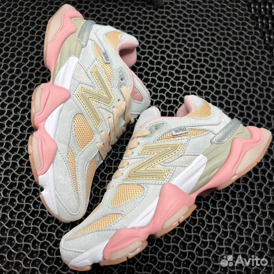 Кроссовки new balance 9060 pink