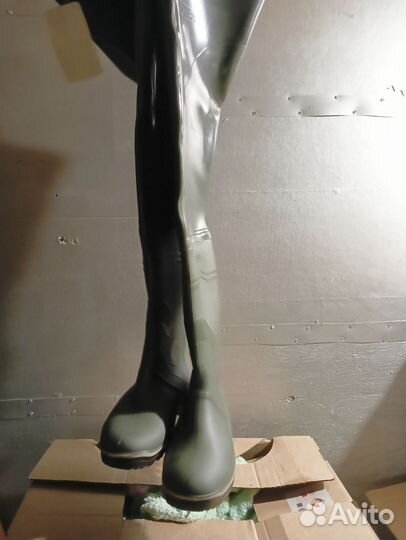 Резиновые сапоги болотные 42 размер