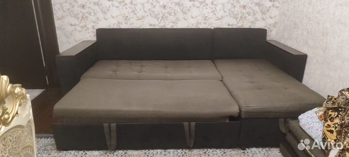 Диваны крокодил