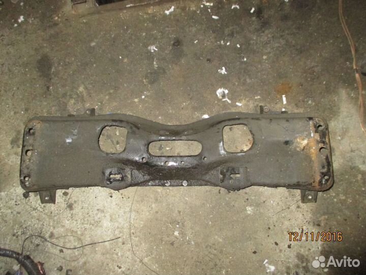 Балка подмоторная 20101SA020 Субару Импреза