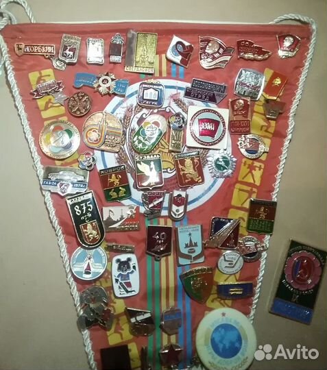 Продам значки СССР