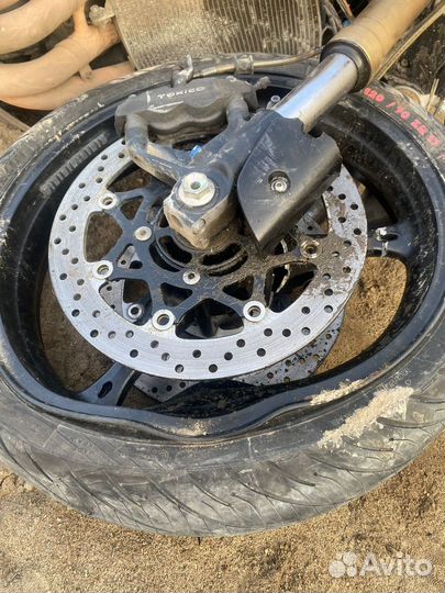 Suzuki GsxR600 K5