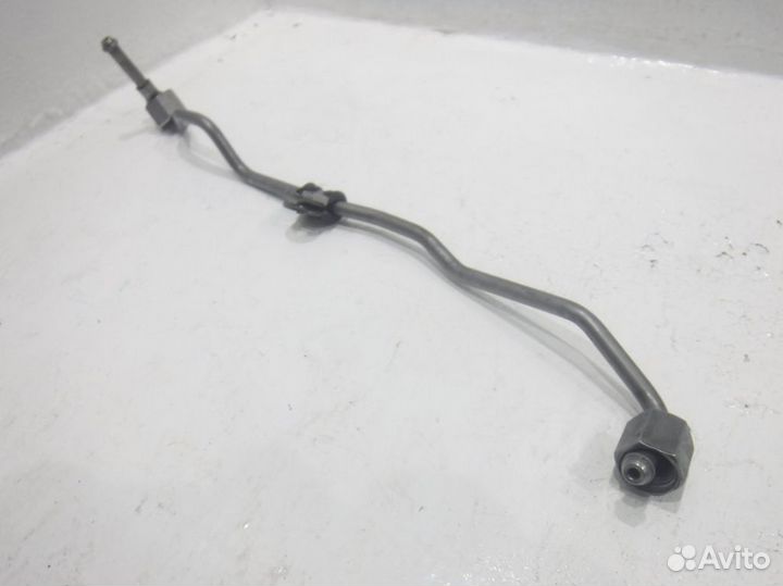 Топливная трубка Мерседес