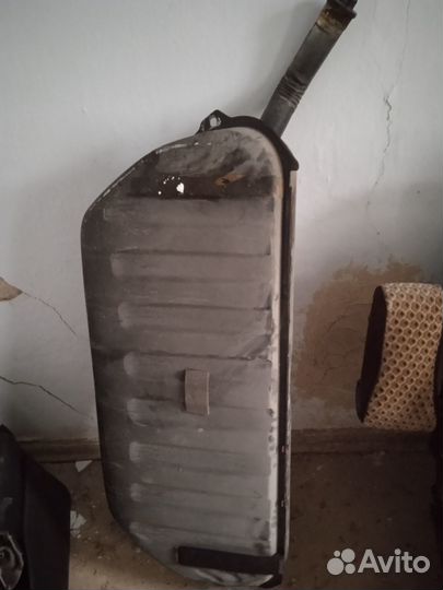 Бензобак w124