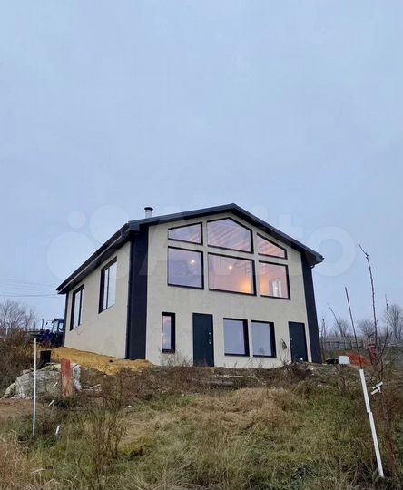 Дом 180 м² на участке 11 сот.