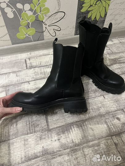 Ботинки демисезонные женские 39