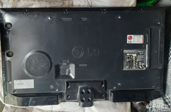Телевизор LG 42LA660V