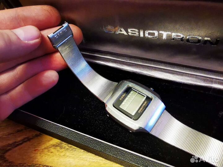 Электронные часы Casio Casiotron 1974 г. в
