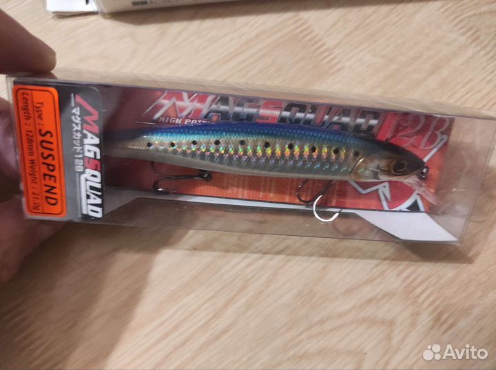 Набор воблеров в коробках