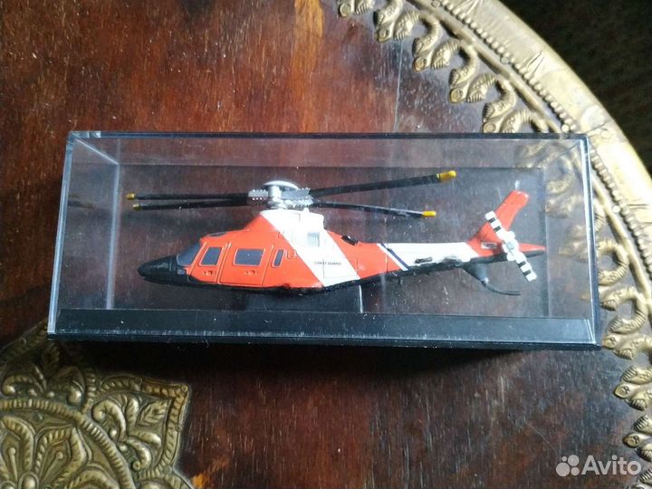 Модель вертолета