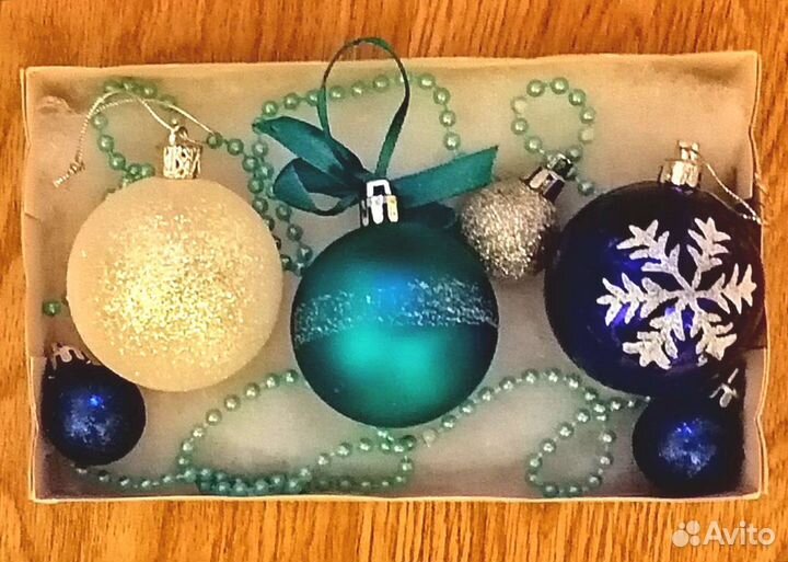 Елочные игрушки