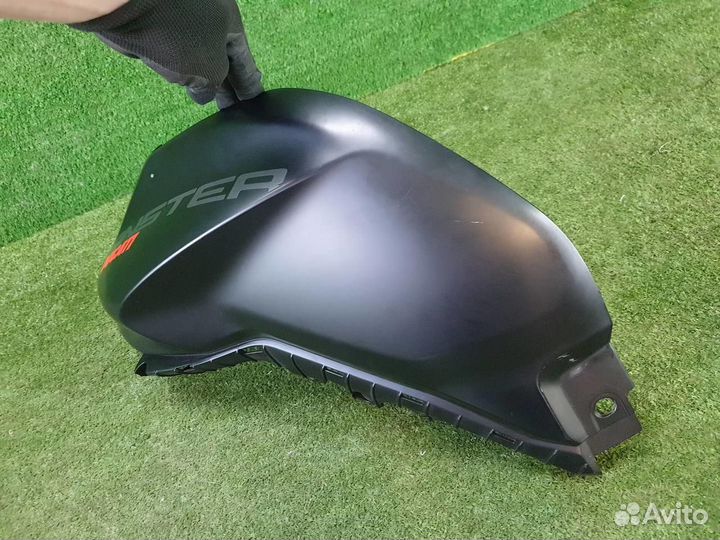 Б/У Б/У Накладка бензобака левая Ducati Monster