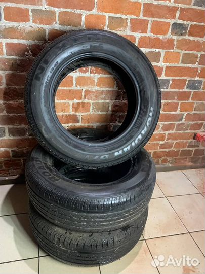 Nexen Roadian 571 235/65 R17