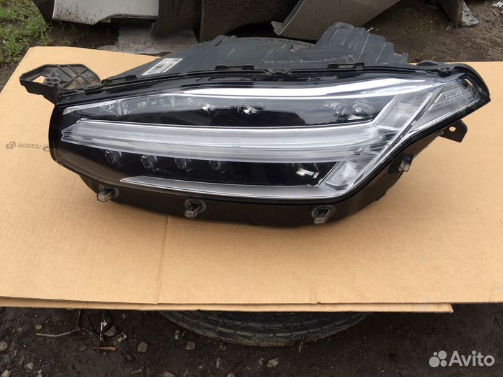 Фара левая Volvo XC90 Full Led 2015-2019г