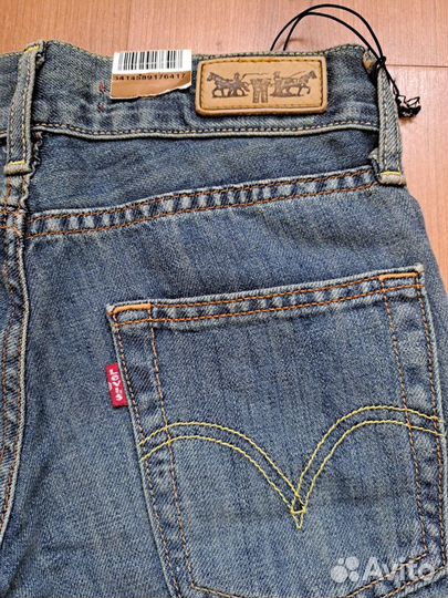 Джинсы женские levis