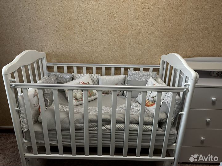 Кровать детская маятник