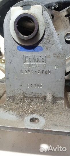 Рычаг стояночного тормоза (Land Rover Freelander)