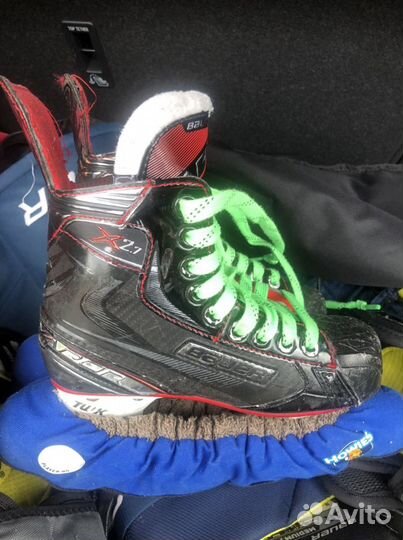 Коньки bauer vapor x2.7 размер 2.5 EE